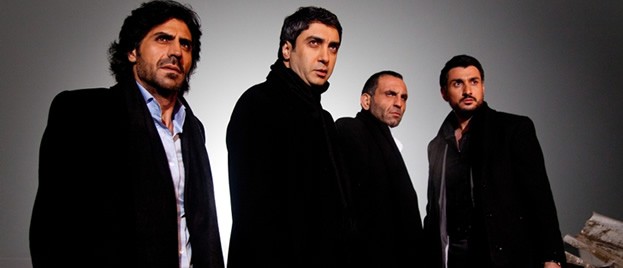KURTLAR VADİSİNİN POLAT'I ÇATI KATINDA... HAYRANLARI ŞOKTA !