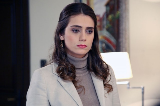 Makyajsız yakalanan ünlüler!