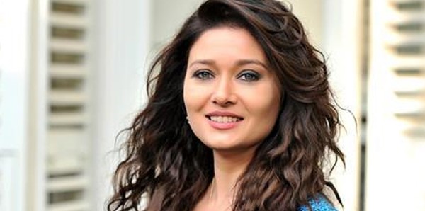 HAYRANLARI ŞOKTA ! NURGÜL YEŞİLÇAY'DAN KÖTÜ HABER...