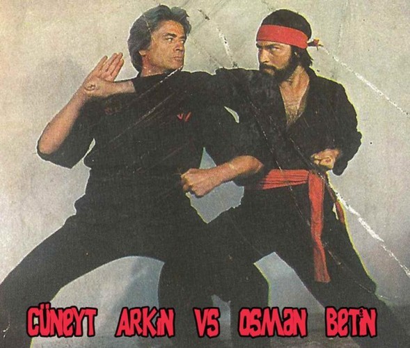 ERKEK ÇOCUKLARININ KAHRAMANIYDI ! YEŞİLÇAM YASTA, EFSANE İSİM HAYATINI KAYBETTİ !