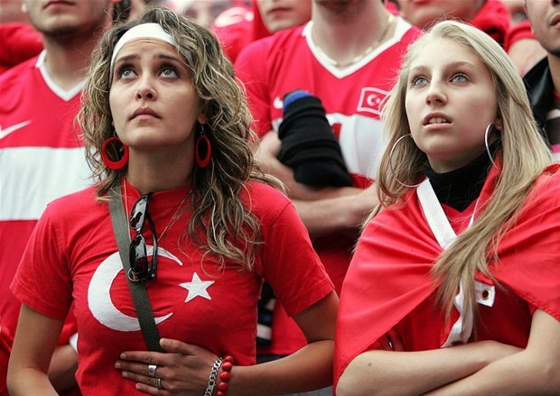 OSMANLI'NIN RUS KADININA BAKIŞ AÇISI ŞAŞIRTTI! BAKİRE KIZLARI GÖRÜNCE...