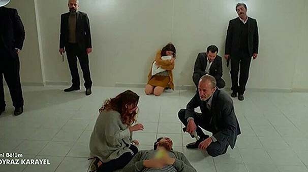 Poyraz Karayel dizisinde şok ayrılık !