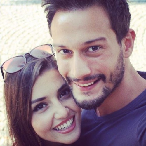 Hande Erçel'in gerçek sevgilisi bakın kimmiş?