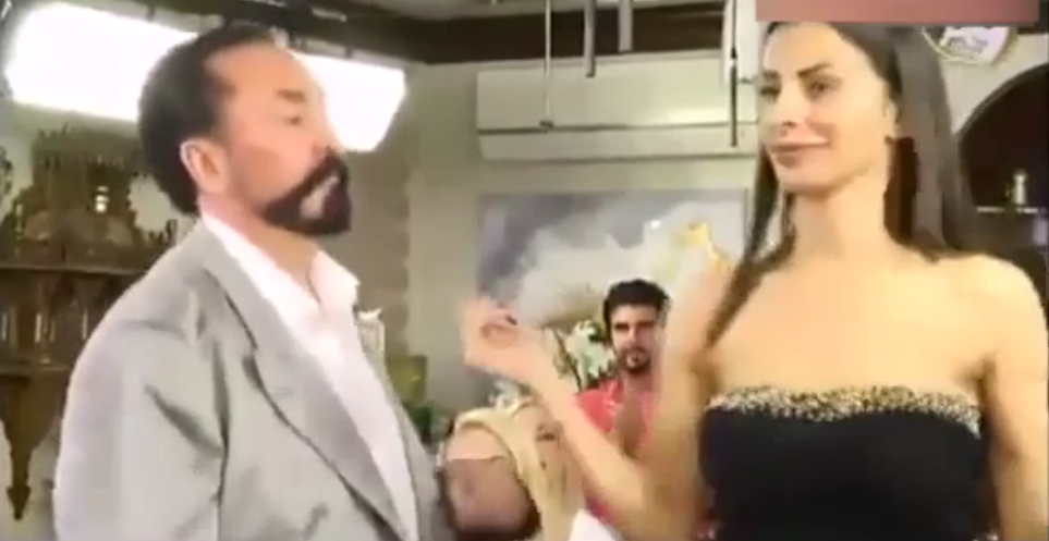 Sosyal medya onu konuşuyor!