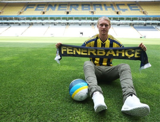 Simon Kjaer Fenerbahçe İle Sözleşme İmzaladı