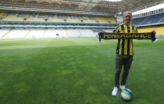 Simon Kjaer Fenerbahçe İle Sözleşme İmzaladı