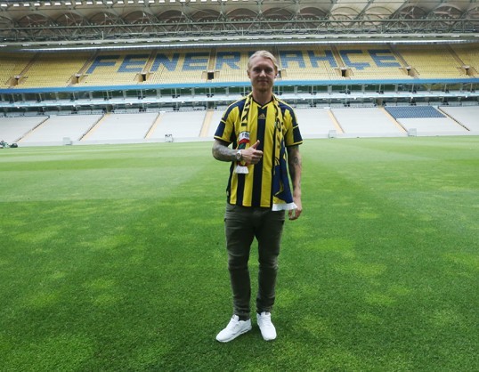 Simon Kjaer Fenerbahçe İle Sözleşme İmzaladı