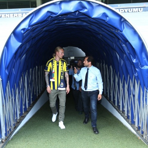 Simon Kjaer Fenerbahçe İle Sözleşme İmzaladı