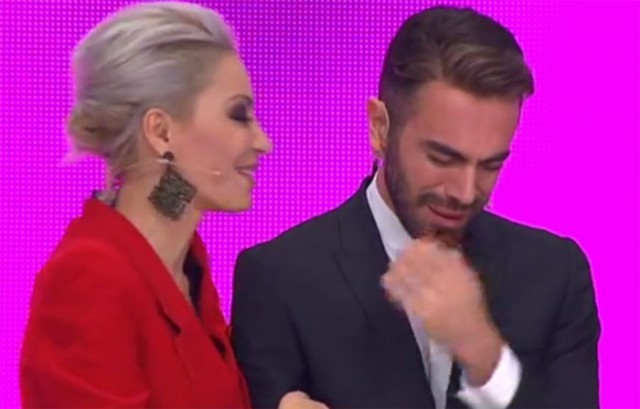 Stüdyoda duygular sel oldu gözyaşları birbirine girdi!