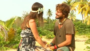 Survivor'da Hakan'ın isteği Gizem'i utandırdı!