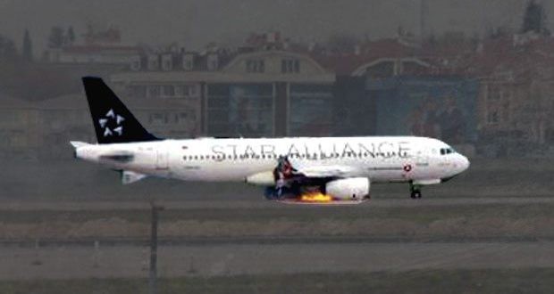Kuş sürüsü çarptı, uçak zarar gördü! İnanamayacaksınız...