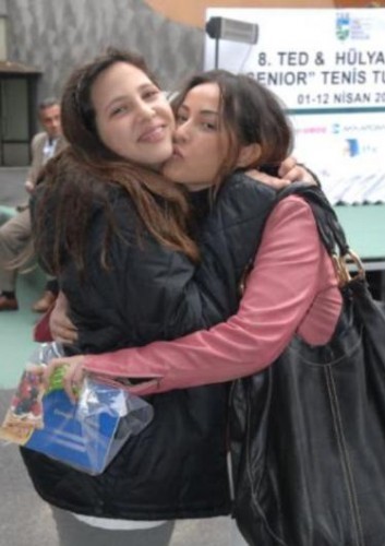 Zehra annesine rakip oldu!