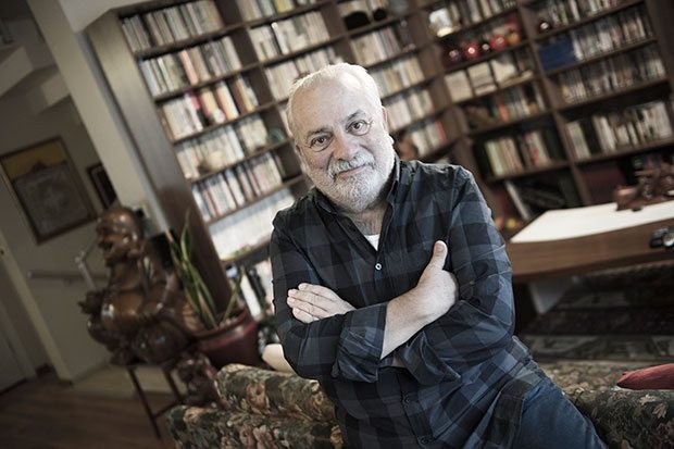 Zeki alasya'nın evinden bakın neler çıktı! tam 1.100 adet!