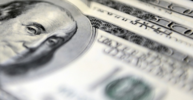Dolar 3,70’in altına geriledi