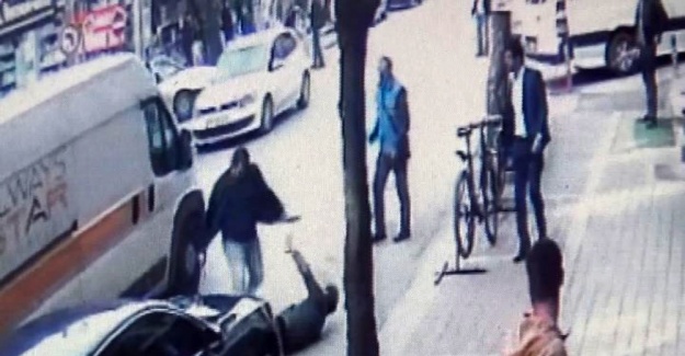 Bıçaklı park kavgası kamerada