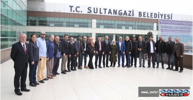 Altunay, gazetecileri unutmadı