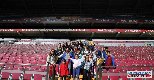 Engelliler Galatasaray  Stadı’nda VIP misafir oldu