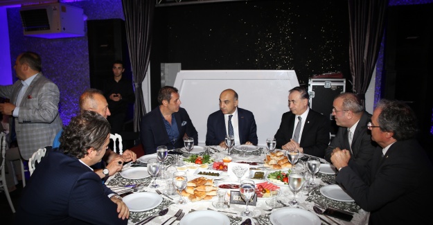 G.Saray Başkanı Yeşilyurt’ta İftara Katıldı