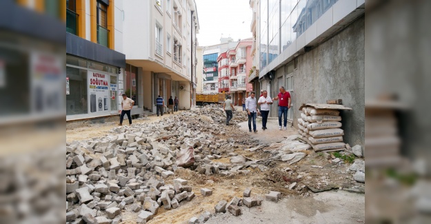 Büyükçekmece’de Cadde Çalışması