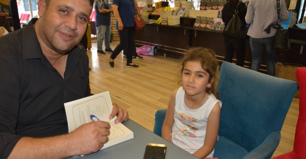 YURTSEVEN ŞEN MÜBARİZ İSİMLİ KİTABINI TANITTI