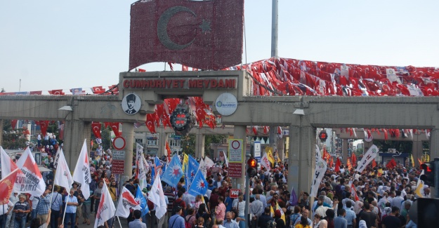 "Yoğun Güvenlik" Tepkilere Yol Açtı