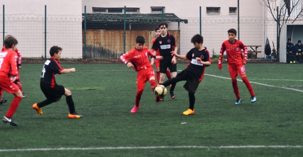 Kosova Güçspor U-14'leri Farka Gitti.