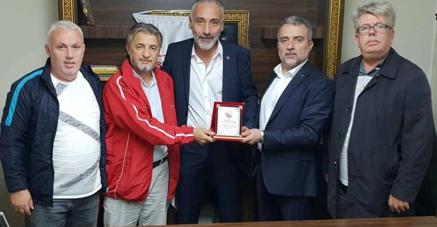 Dayandı'dan Söğütlüçşemespor'a Destek