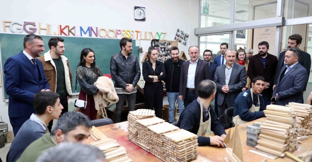 Engelliler Sarayı’nda Mehmetçik Kutlu Zafer rüzgarı esti