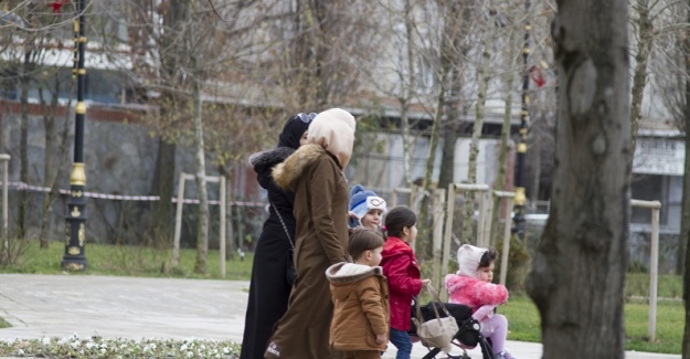 Esenyurt’ta parklar dolup taştı