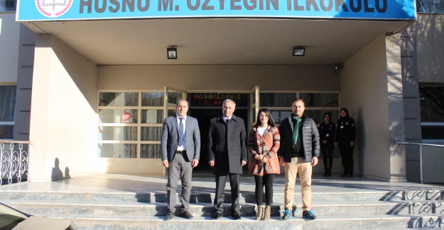 Milli Eğitim Müdüründen Hüsnü M. Özyeğin İlkokuluna ziyaret