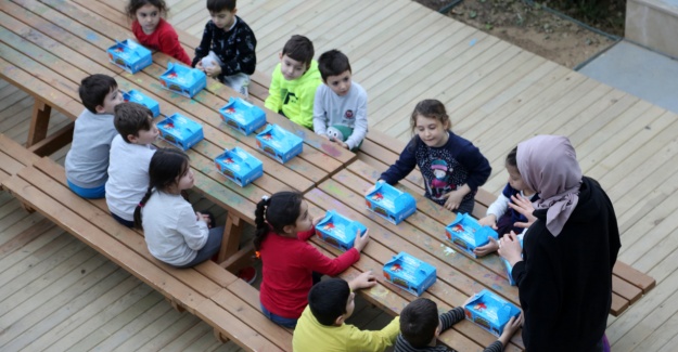 Küçükçekmece’de Miniklerden Sevimli Dostlarına 6 Ton Mama