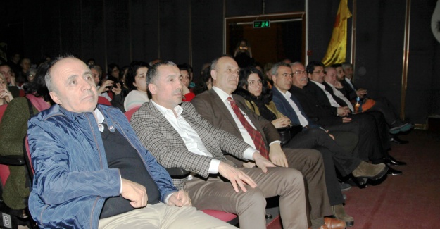“Mahzuni Şerif” Adlı Oyun Kartal’da Sahnelendi