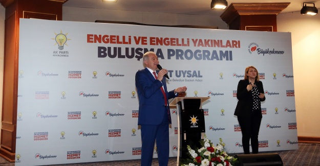 Mevlüt Uysal’dan Gençlere: “Ne Yaparsanız En İyisini Yapın”