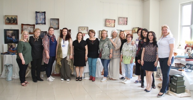 Ahşap Boyama Sergisi,Kartal’da Beğeniye Sunuldu