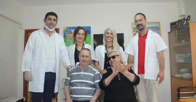 EVDE KİŞİSEL BAKIM VE KUAFÖRLÜK HİZMETİ, TÜM HIZIYLA SÜRÜYOR