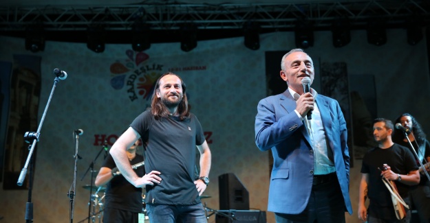 KARDEŞLİK FESTİVALİ’NE COŞKULU KAPANIŞ