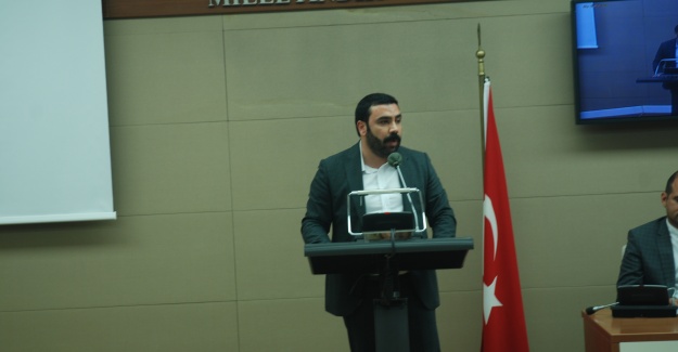 CHP’li Cem Özbey, seçimi kazanmalarına destek olanlara teşekkür etti