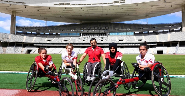 Bağcılarlı milli sporcular Fransa’da şampiyon oldu