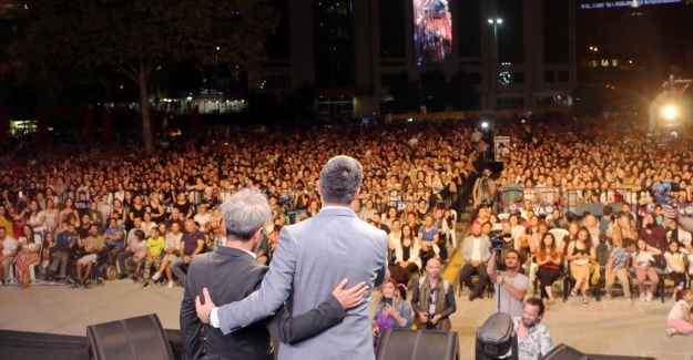 Kartal, Barış Konserine Ev Sahipliği Yaptı