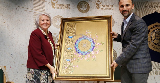 TEZHİBİN DUAYENİ SANATINI ANLATTI