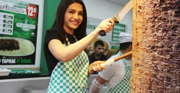 Ödüllü Ekrem Coşkun Dönere Modelle Tanıtım