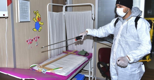 ESENYURT’TA TOPLU KULLANIM ALANLARI DEZENFEKTE EDİLİYOR
