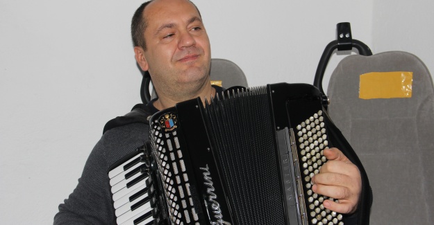 "Herkes akordeon çalamaz"