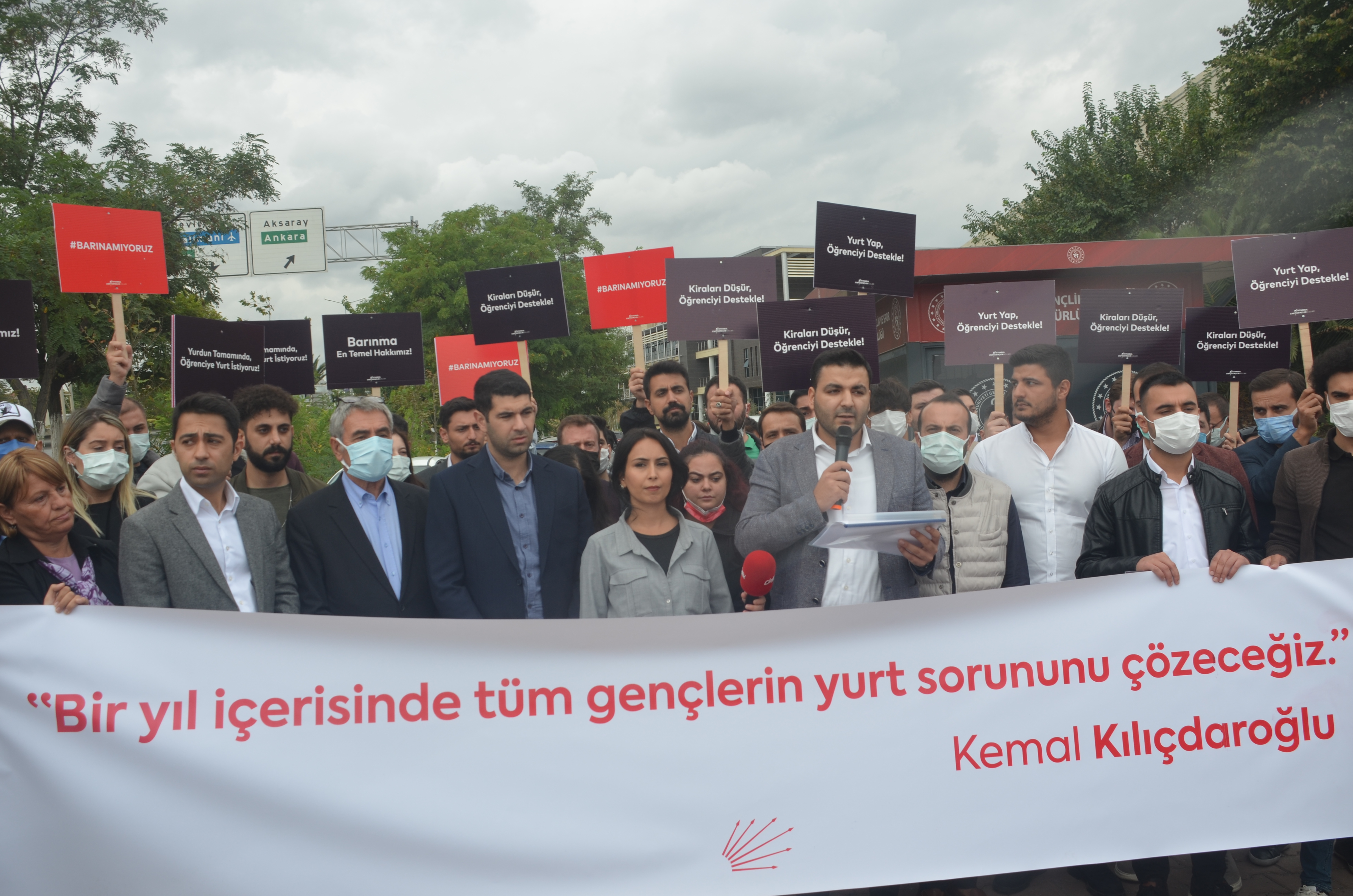CHP Gençlik Kolları’ndan yurt protestosu
