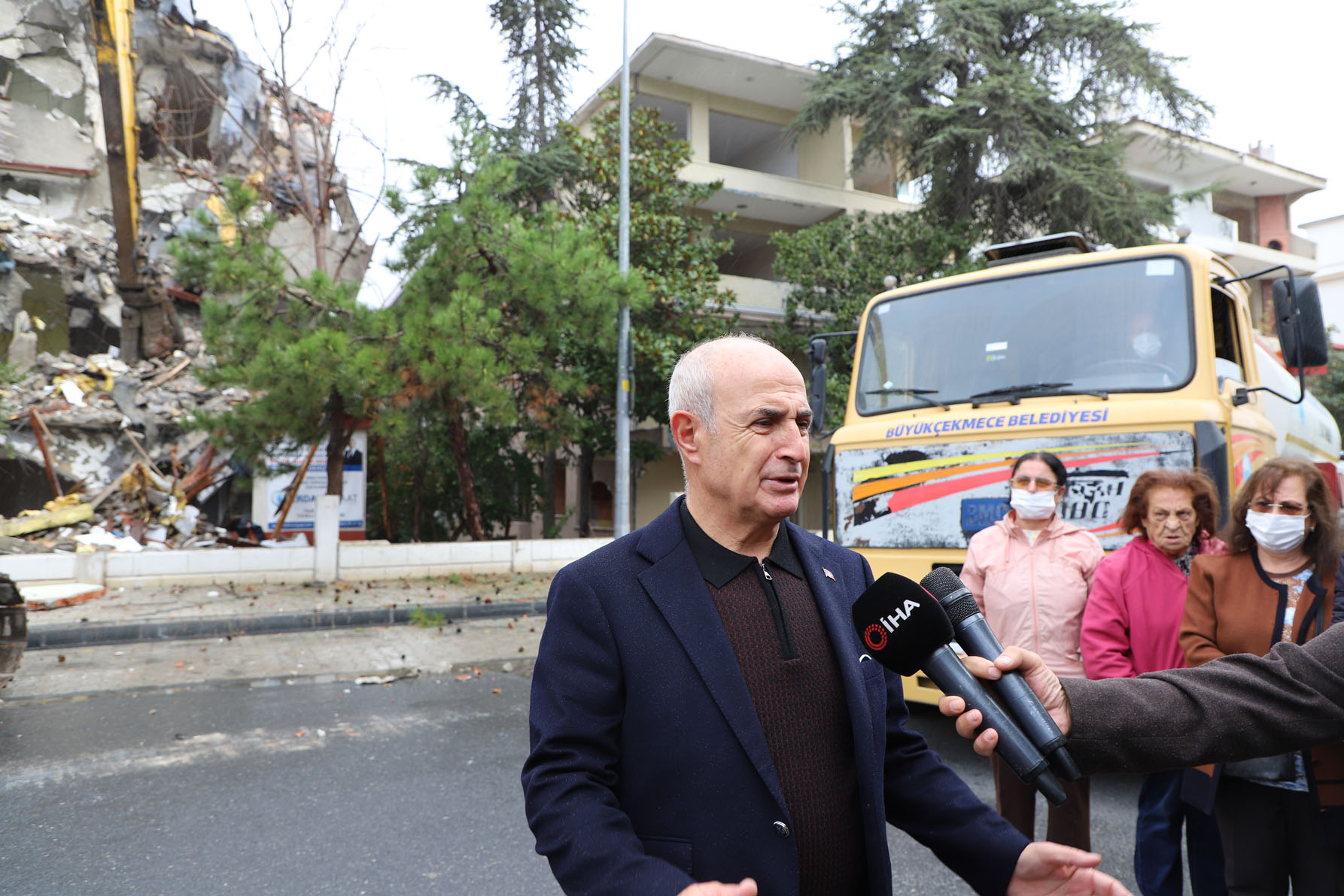 Akgün: “İstanbul yıkılırsa her taraf yıkılır”