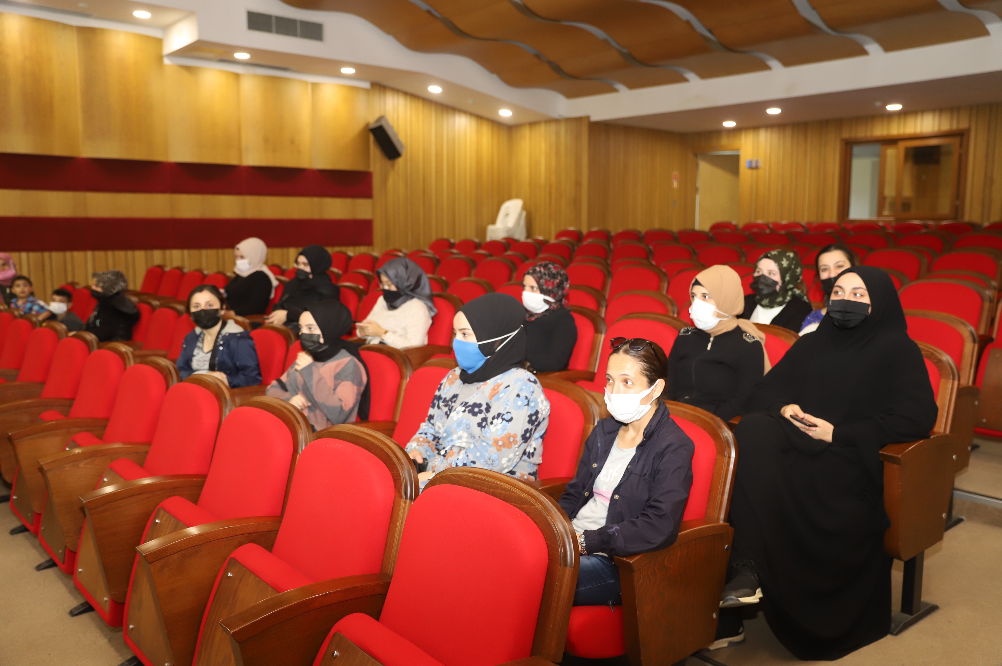 DEHB’ye karşı anneler uyarıldı