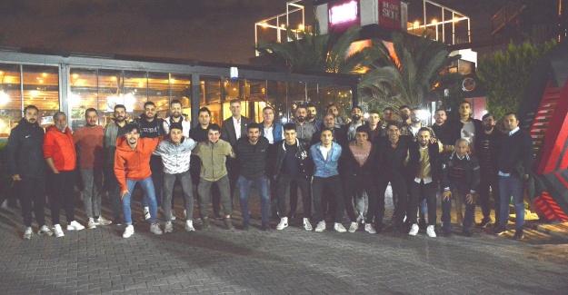 Sefaköy Kartal Spor'a Moral Yemeği Buluştular