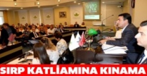 Sırp katliamına kınama