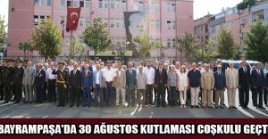 Bayrampaşa'da 30 Ağustos kutlaması coşkulu geçti