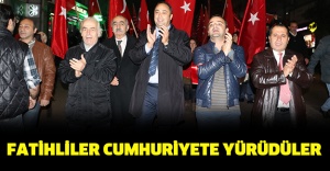Fatihliler Cumhuriyet'e yürüdü